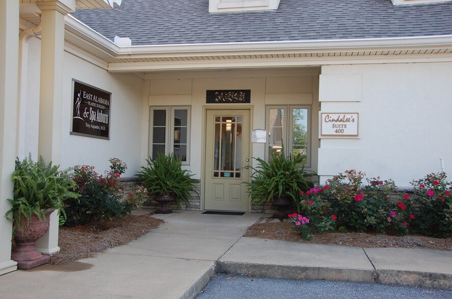 More Photos Of 778 N Dean Rd, Auburn Medical For Lease