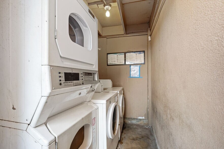 More Photos Of 13161 Adland St, Garden Grove Apartments For Sale