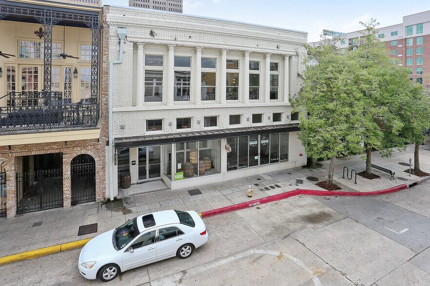 More Photos Of 326 3rd St, Baton Rouge Storefront Retail Office For Sale