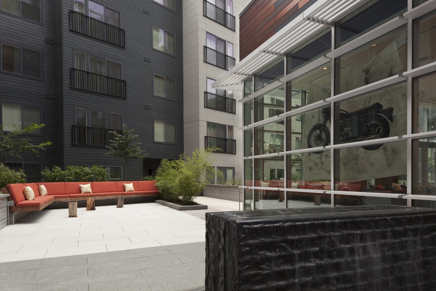 More Photos Of 625 H St NE, Washington Apartments For Lease