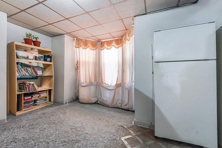 More Photos Of 113 34th St, Union City Apartments For Sale