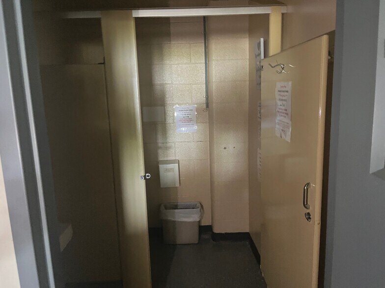 More Photos Of 715-719 SE 59th St, Oklahoma City Office For Lease