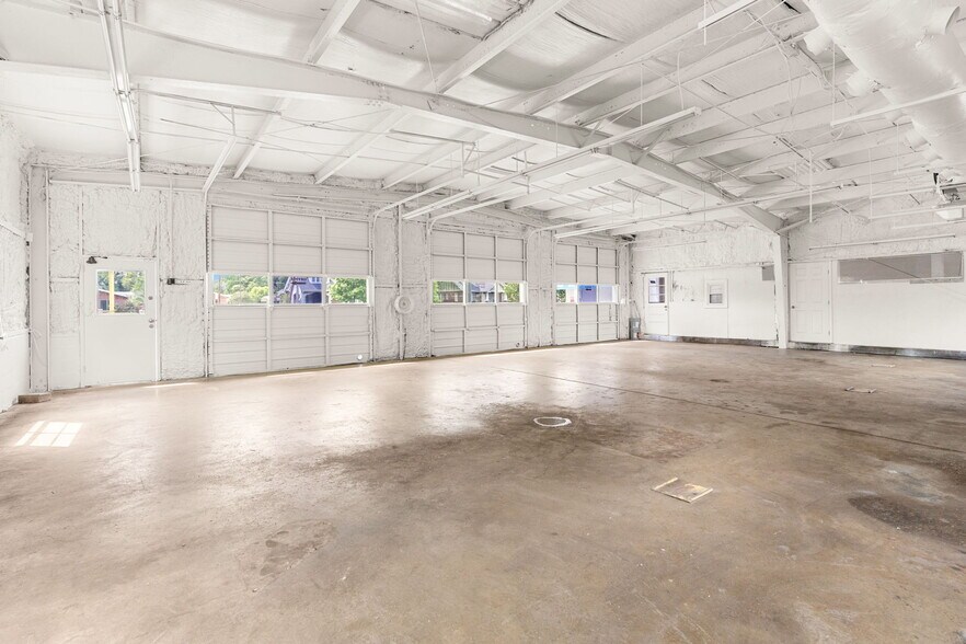 More Photos Of 4106 Gallatin Pike, Nashville Auto Repair For Lease