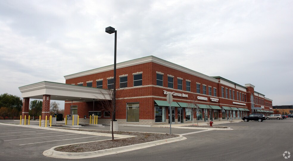 More Photos Of 1938-2000 E Lincoln Hwy, New Lenox Storefront Retail Office For Lease