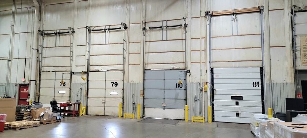 More Photos Of 29 Elizabeth Dr, Chester Distribution For Lease