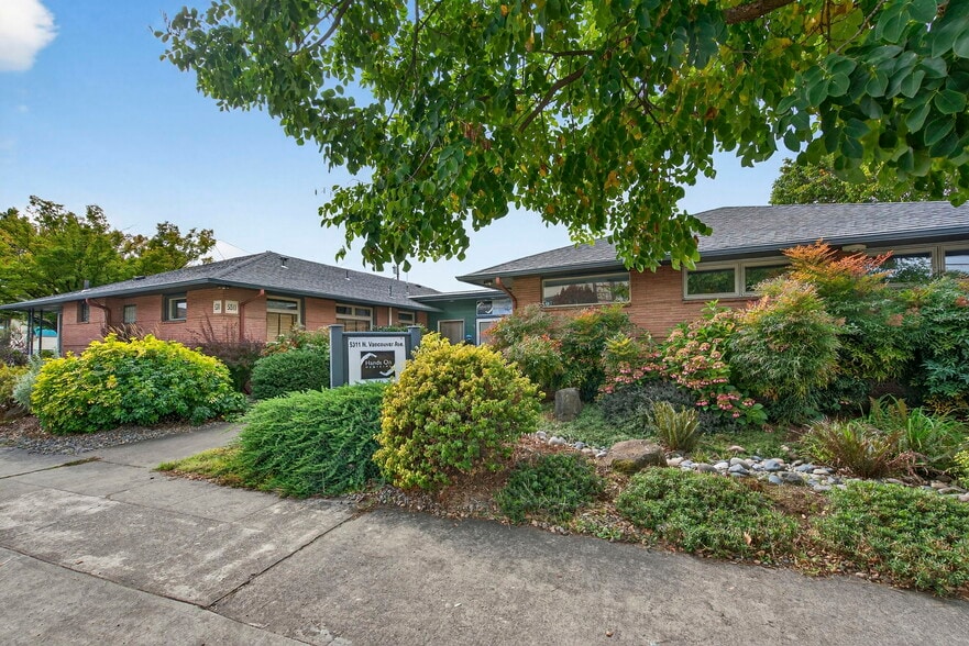 More Photos Of 5311-5315 N Vancouver Ave, Portland Medical For Sale