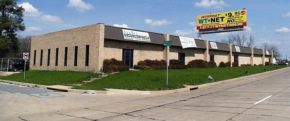 More Photos Of 2727-2757 Airport Fwy, Fort Worth Office For Lease