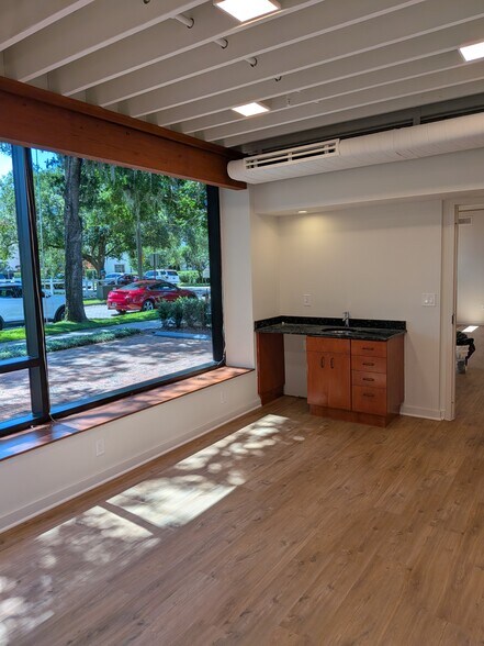 More Photos Of 165 Lincoln Ave, Winter Park Office For Lease