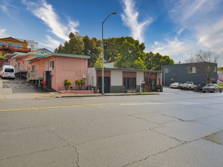 More Photos Of 9614-9616 MacArthur Blvd, Oakland Specialty For Sale