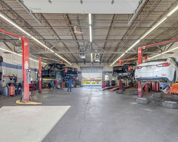 More Photos Of 27401 Chardon Rd, Willoughby Hills Auto Repair For Sale