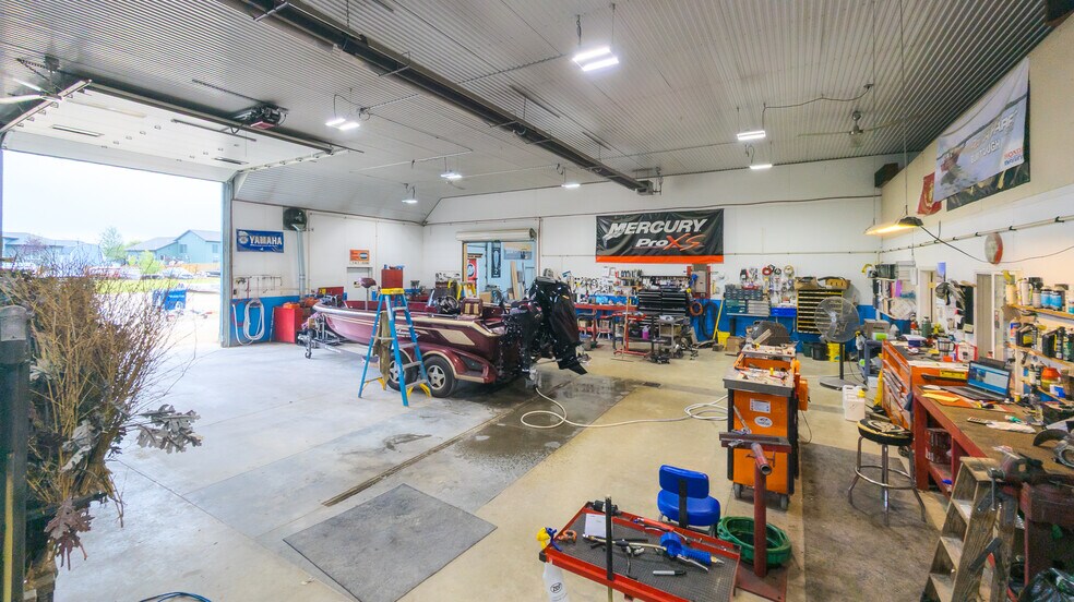 More Photos Of 438 S Main St, Dover Warehouse For Sale