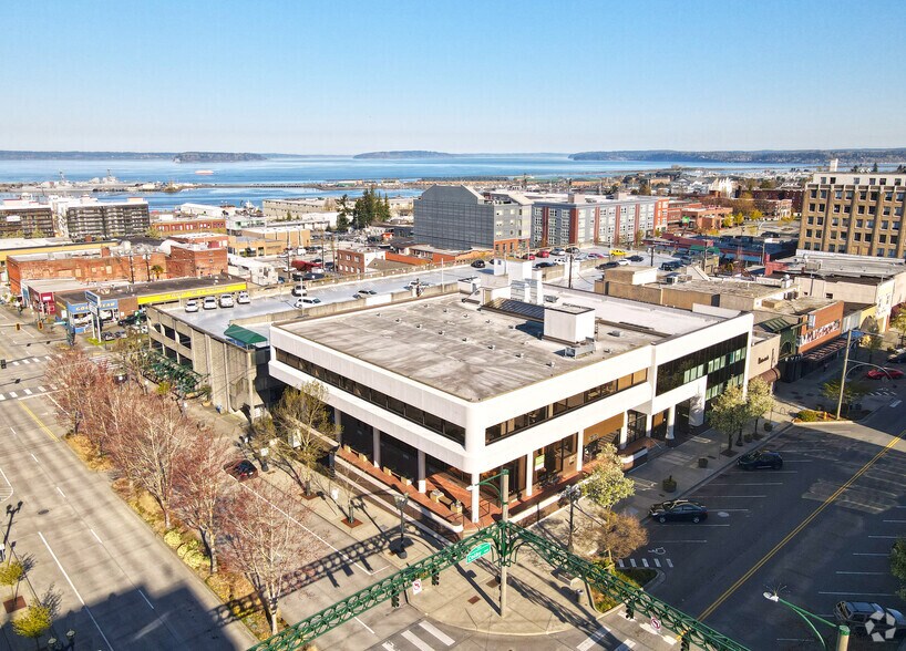 More Photos Of 2822 Colby Ave, Everett Office For Lease