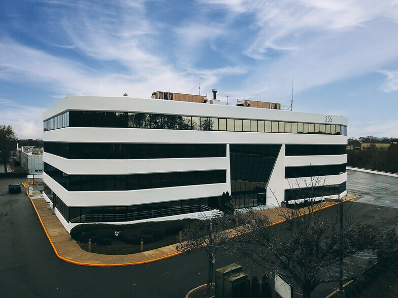 More Photos Of 255 Executive Dr, Plainview Medical For Lease