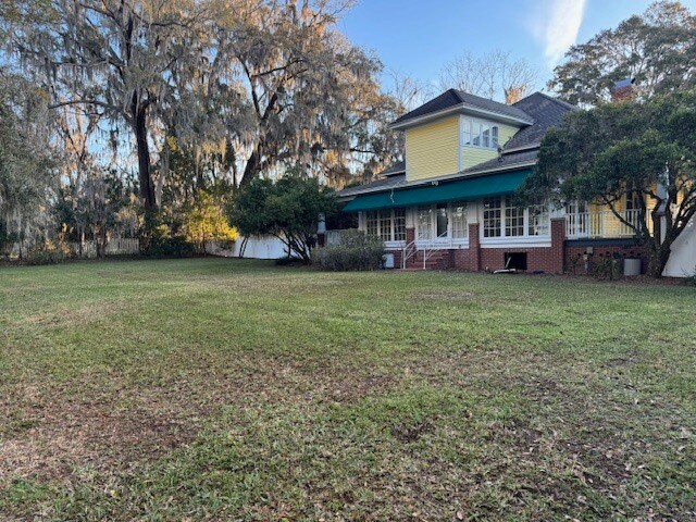 More Photos Of 11294 N US Hwy 301, Oxford Restaurant For Lease