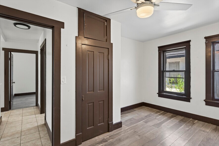 More Photos Of 2091 Locust Rd, Montrose Apartments For Sale