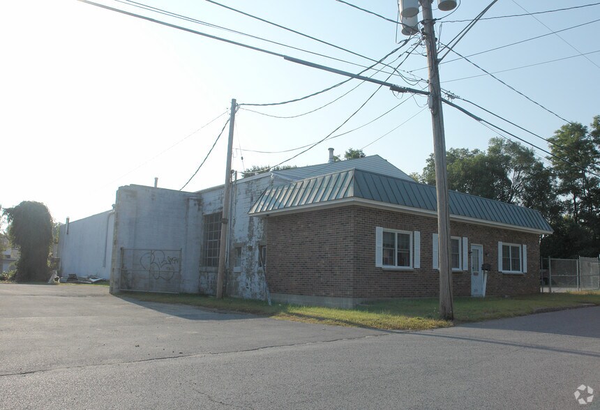 More Photos Of 2323 Second Ave, Schenectady Warehouse For Sale