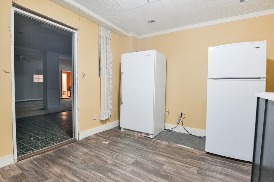 More Photos Of 2766 White Oak Dr, Decatur Religious Facility For Sale