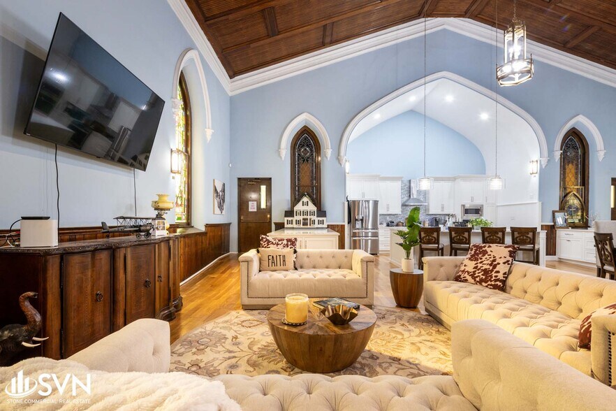 More Photos Of 209 W Jefferson St, Georgetown Office Residential For Sale