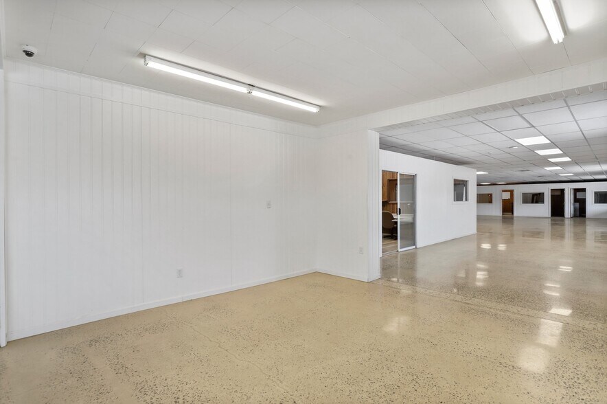 More Photos Of 12258 Buchanan Trl W, Mercersburg Flex For Lease