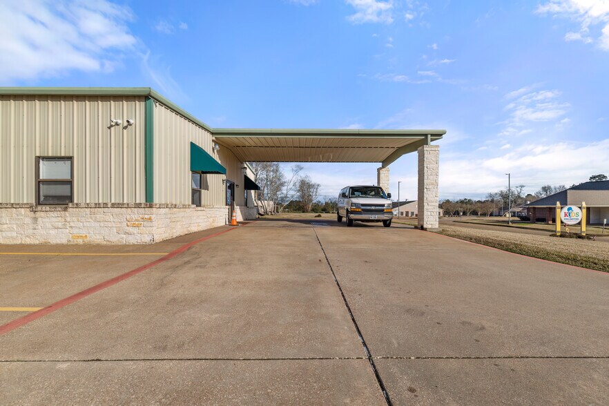 More Photos Of 513 Russell Blvd, Nacogdoches Daycare Center For Sale