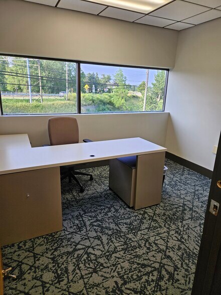More Photos Of 6455 Lake Ave, Orchard Park Office For Sale