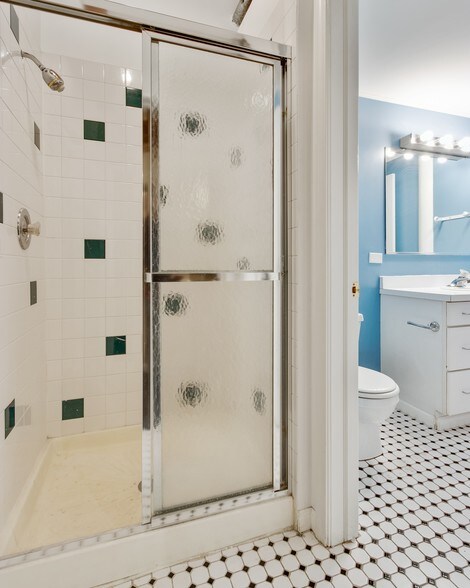 More Photos Of 1327 W Washington Blvd, Chicago Loft Creative Space For Lease