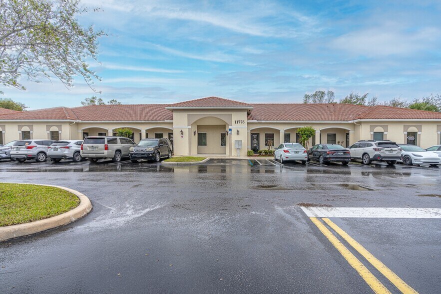 More Photos Of 11776 W Sample Rd, Coral Springs Office Residential For Lease