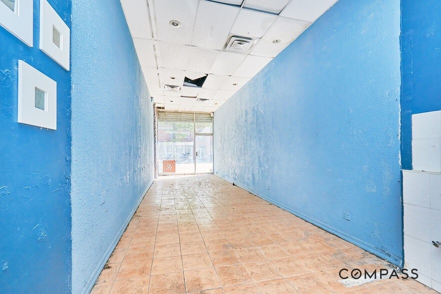 More Photos Of 1727 Second Ave, New York Apartments For Lease