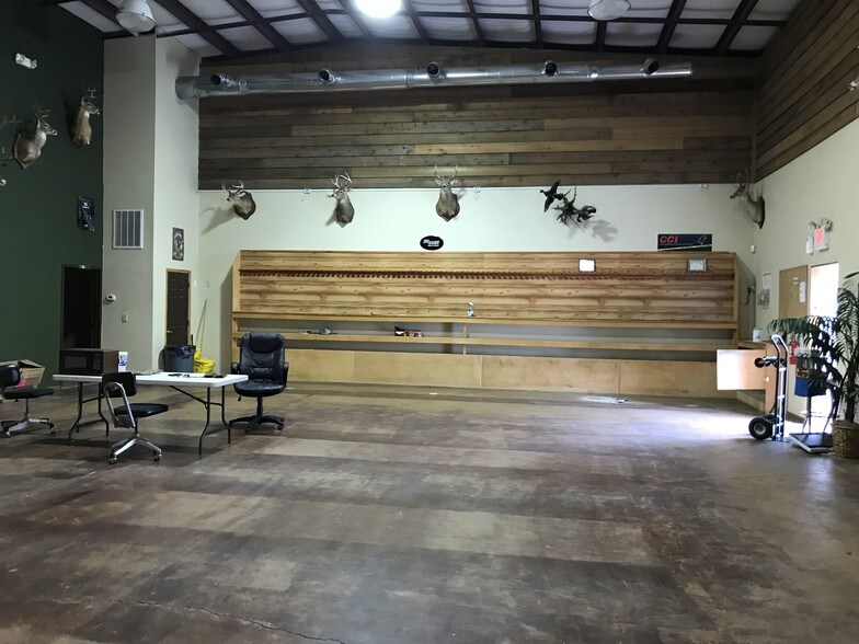 More Photos Of 4189 S Us Highway 441, Lake City Freestanding For Lease