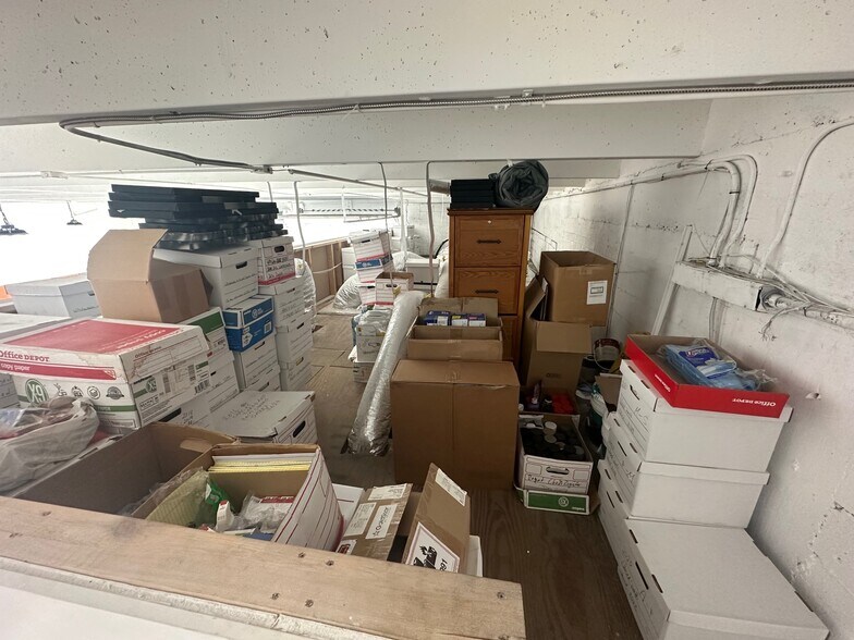 More Photos Of 5819 Rodman St, Hollywood Warehouse For Lease