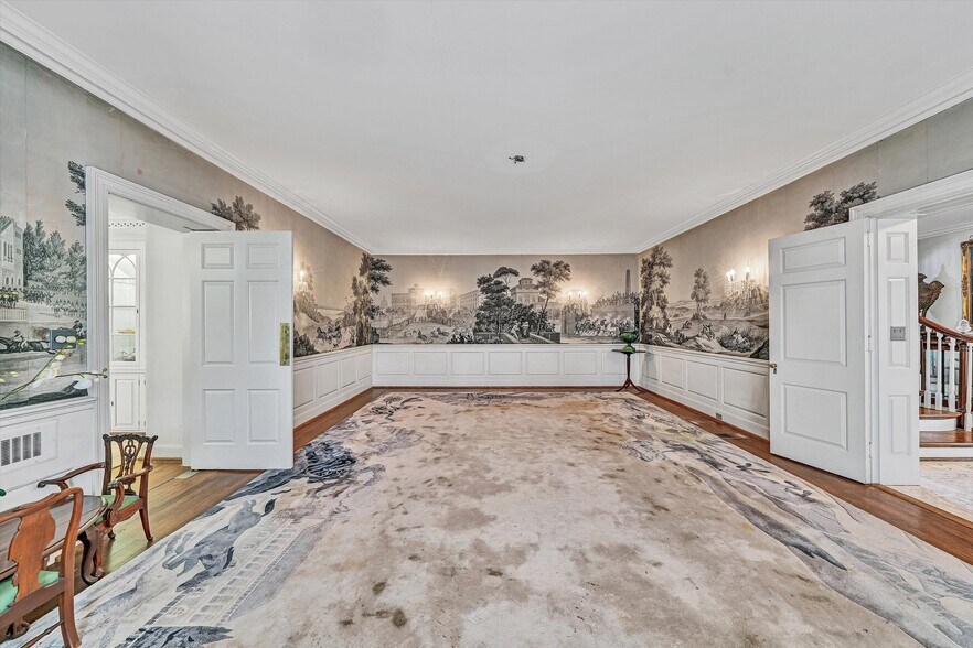 More Photos Of 934 Commander Dr, Roanoke Specialty For Sale