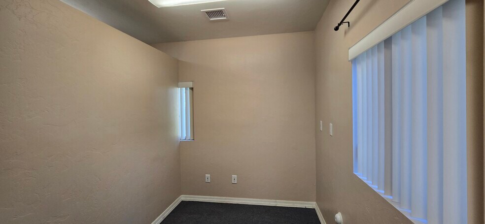 More Photos Of 154 E Merritt St, Prescott Medical For Lease