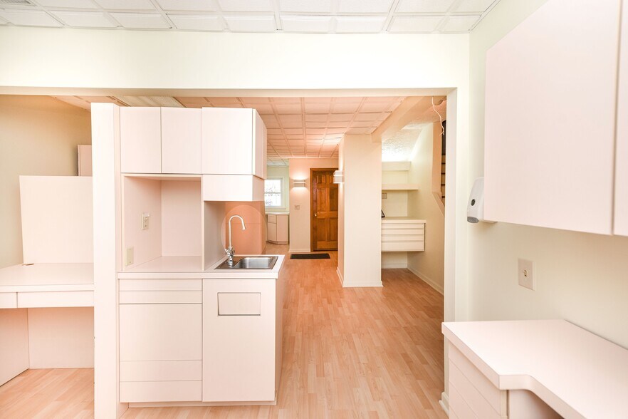 More Photos Of 128 Empire Blvd, Rochester Office Residential For Sale