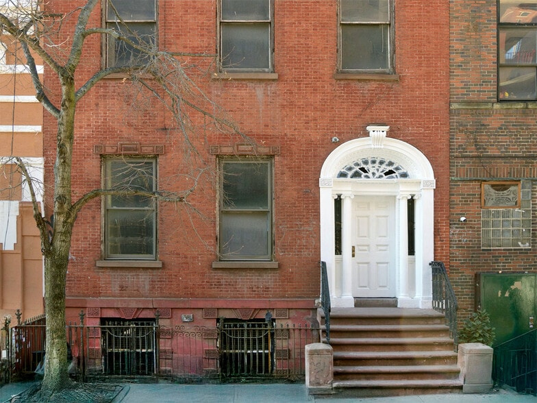 Primary Photo Of 51 Market St, New York Apartments For Sale
