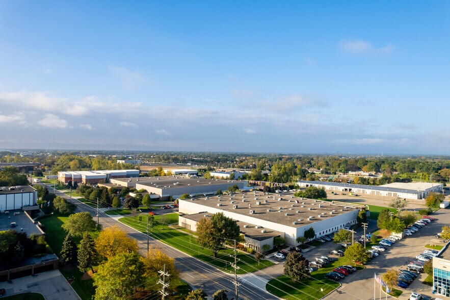 More Photos Of 42455 Merrill Rd, Sterling Heights Warehouse For Sale