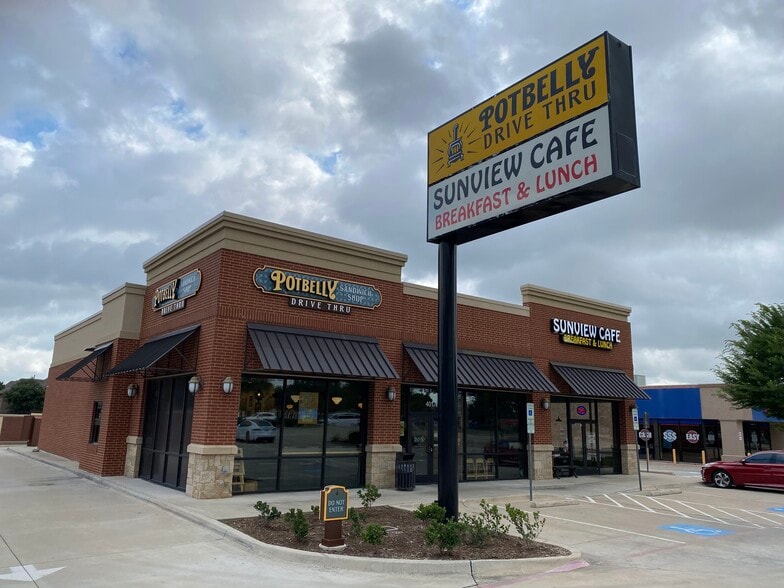 Primary Photo Of 401 E Round Grove Rd, Lewisville Storefront For Lease