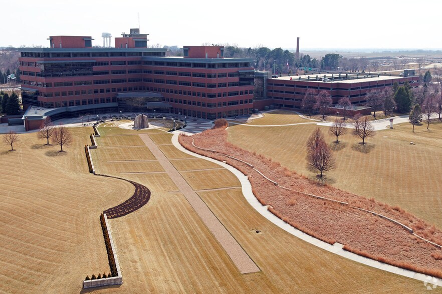 More Photos Of 14010 FNB Pky, Omaha Office For Lease