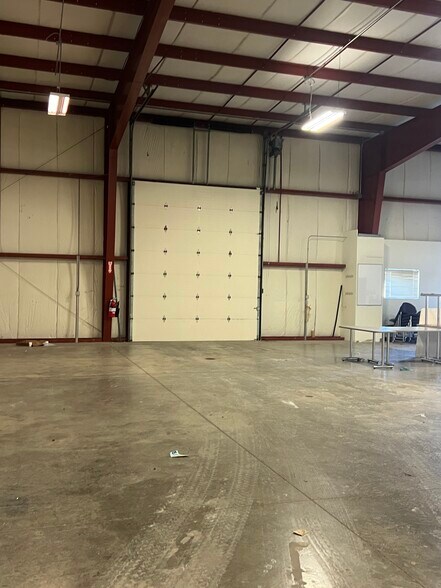 More Photos Of 1103 Martin Luther King Jr Dr, Bloomington Warehouse For Lease