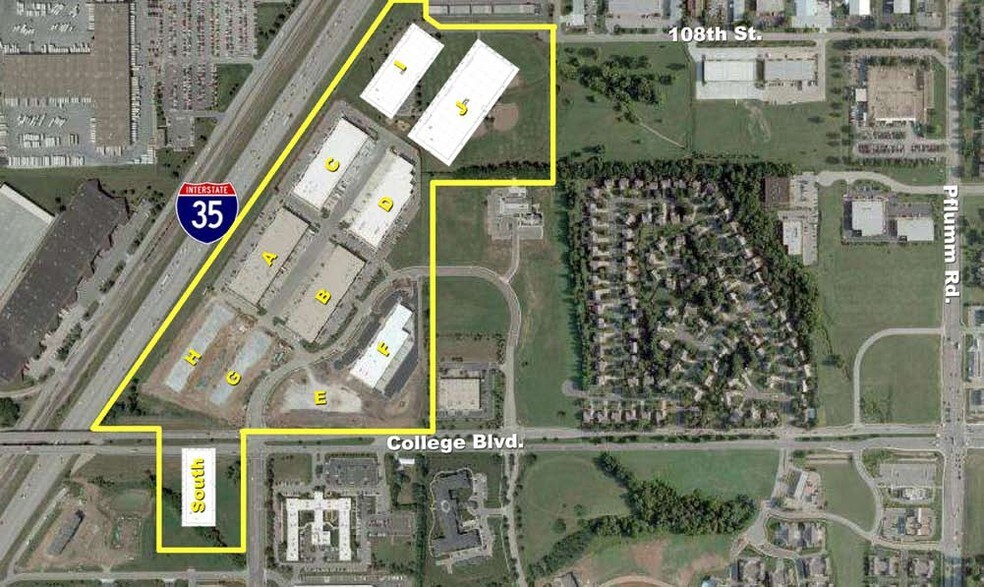 More Photos Of 11025-11091 Strang Line Rd, Lenexa Office For Lease