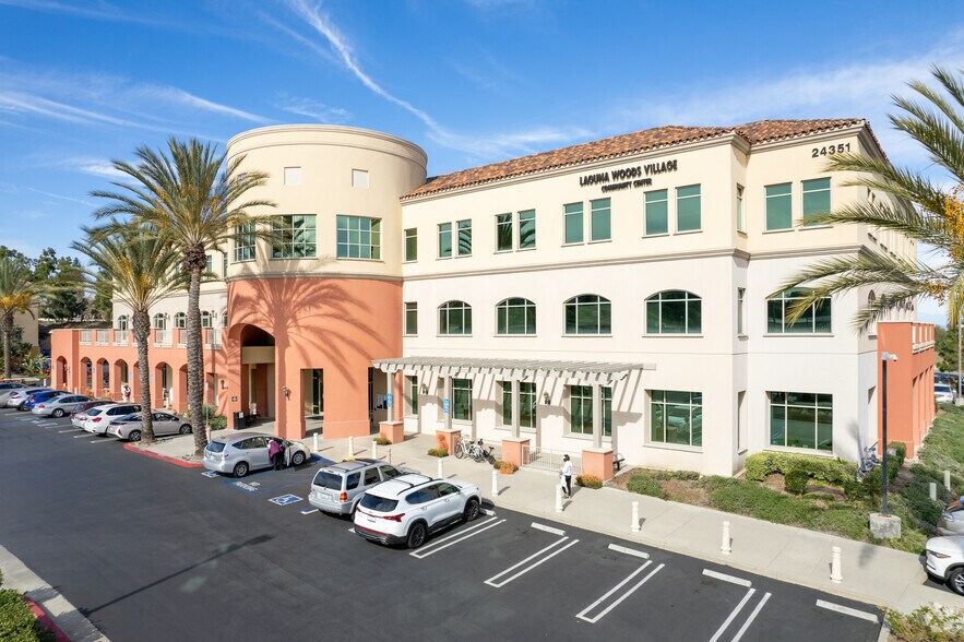 More Photos Of 24361 El Toro Rd, Laguna Woods Medical For Lease