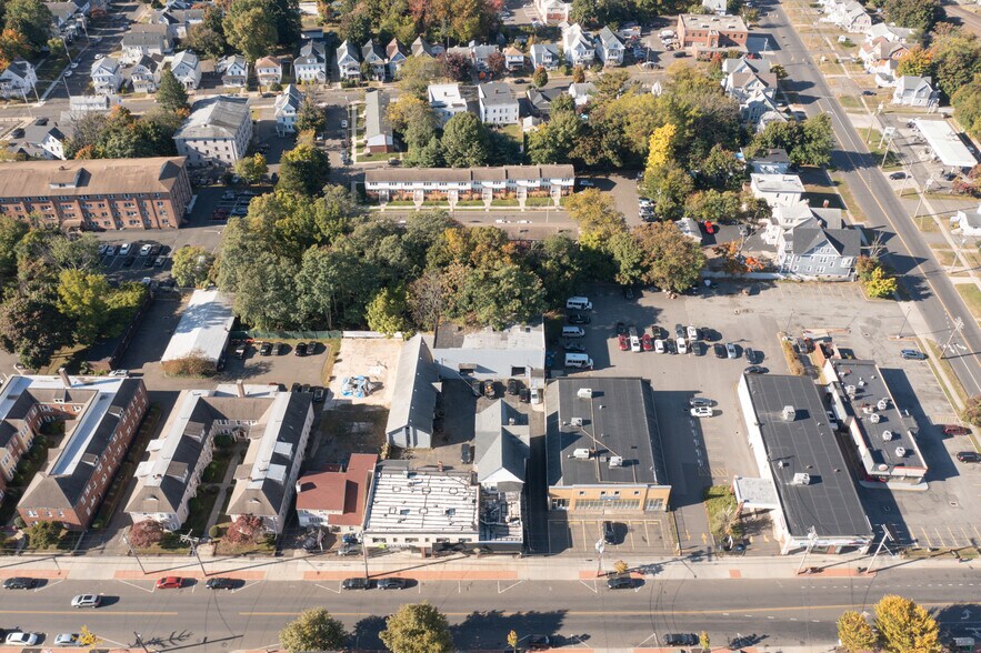 More Photos Of 614-618 Campbell Ave, West Haven Freestanding For Lease