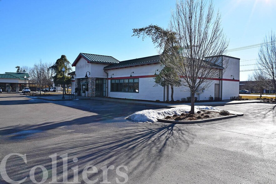 More Photos Of 3410 E Chinden Blvd, Eagle Unknown For Lease