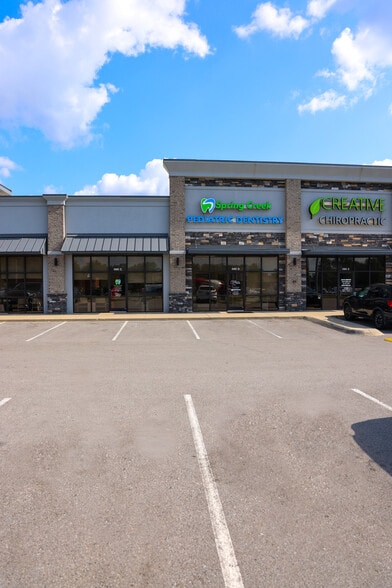 More Photos Of 590 Fire Station Rd, Clarksville Storefront For Lease