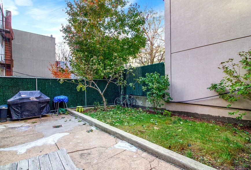 More Photos Of 181-183 Montrose Ave, Brooklyn Apartments For Sale