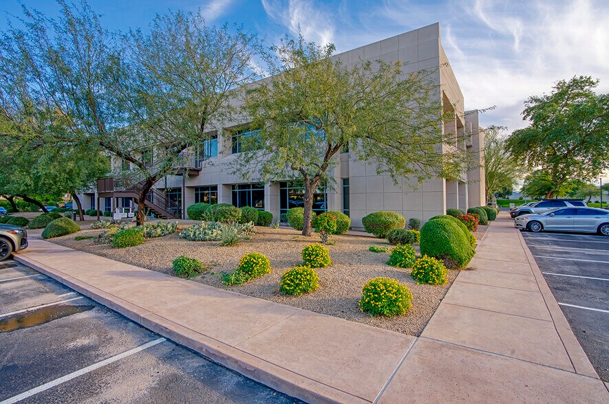 More Photos Of 10474 W Thunderbird Blvd, Sun City Medical For Lease
