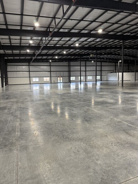 More Photos Of 56 Cooperative Way, Wright City Warehouse For Lease