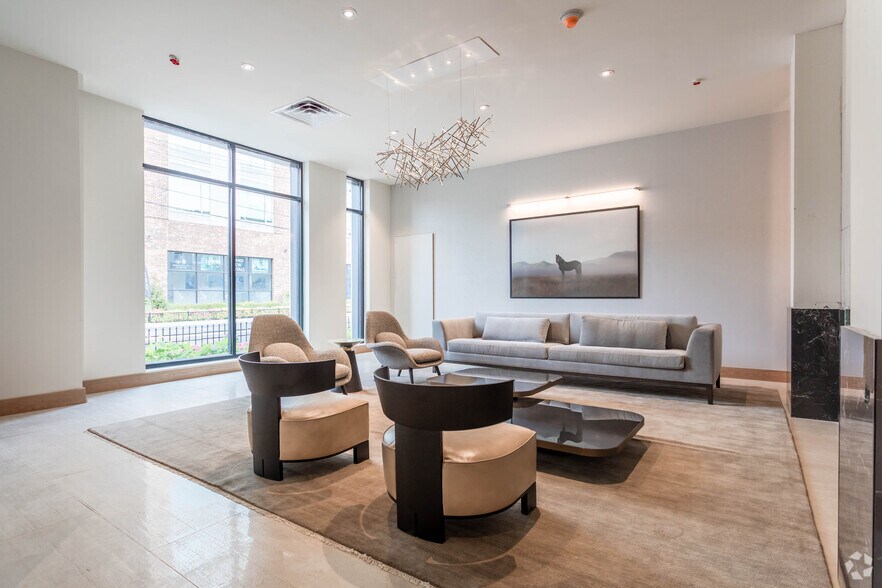 More Photos Of 20 Burling Ln, New Rochelle Apartments For Lease