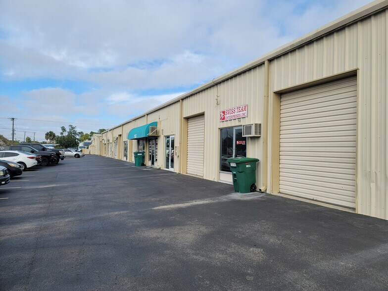 Primary Photo Of 1133 Industrial Blvd, Naples Manufacturing For Lease