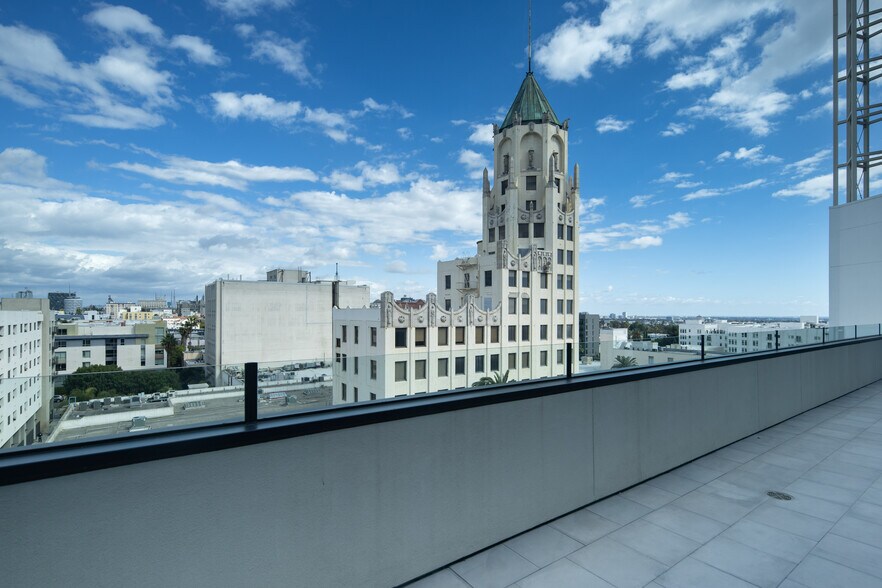 More Photos Of 6801 Hollywood Blvd, Hollywood Unknown For Lease