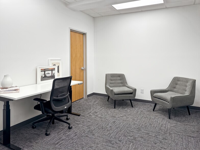 More Photos Of 320 N Meridian St, Indianapolis Coworking Space